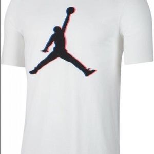 Men Nike Jordan Shirt & Jordan Fleece Shorts